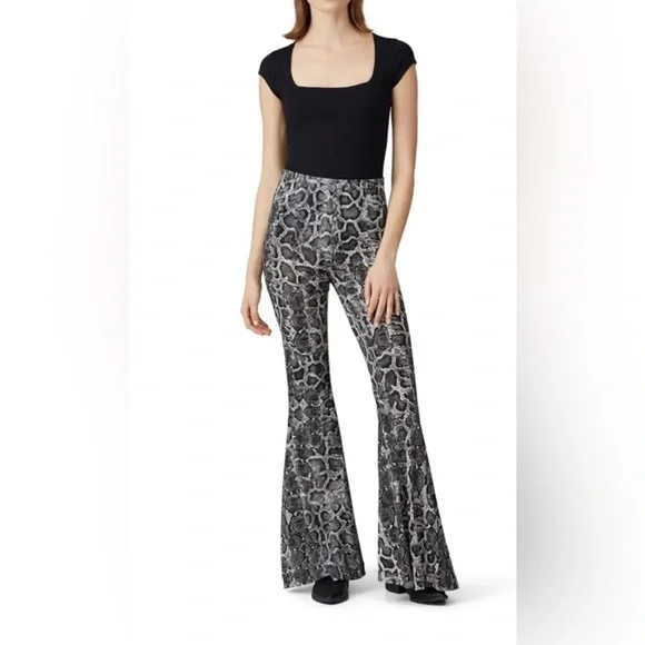 Show Me Your Mumu Bells Pants - Picture 1 of 6